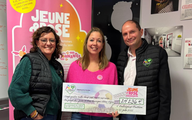 img remise officielle cheque jeune et rose 98768d89